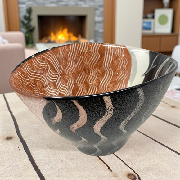 Vtg 1998 Kosta Boda x Monica Backstrom Tongo Line Glass Bowl Black